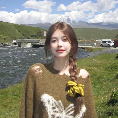 爬行异种海报
